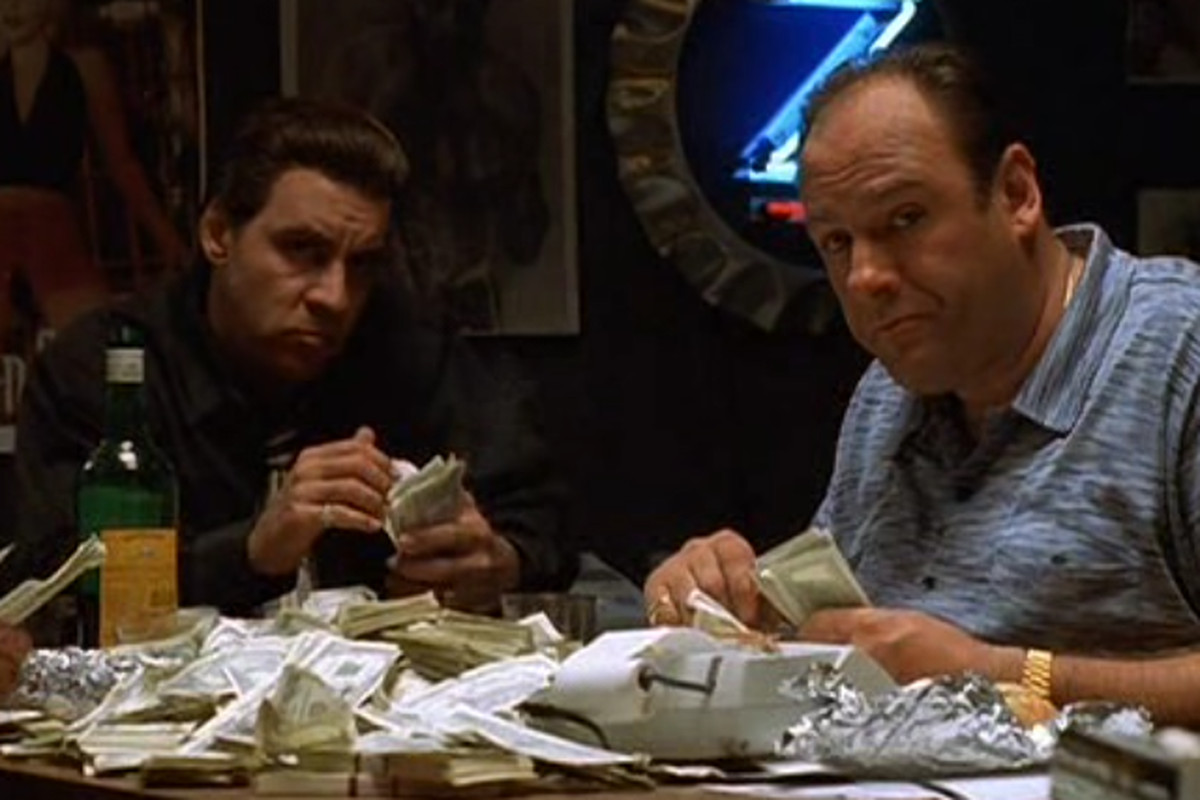 טוני סופר את הכסף